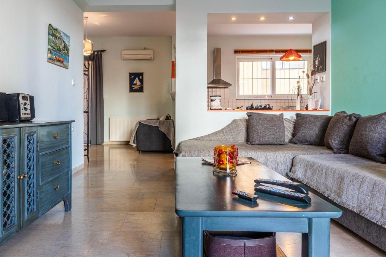 Appartamento Erika'S Oasis - Stylish Gem Inthe Heart Of History Kalamata Esterno foto