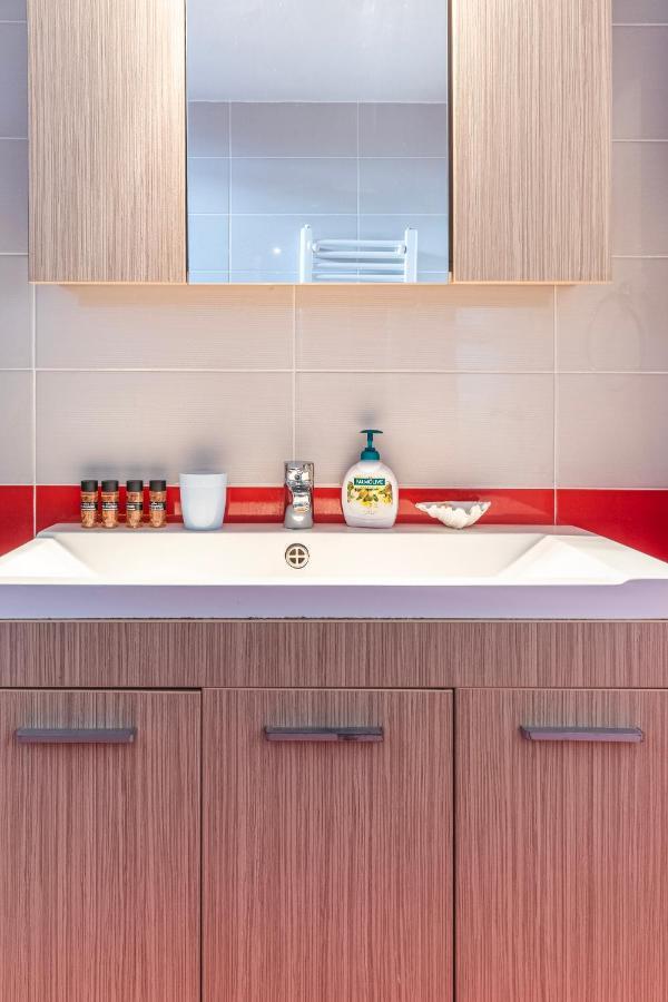 Appartamento Erika'S Oasis - Stylish Gem Inthe Heart Of History Kalamata Esterno foto